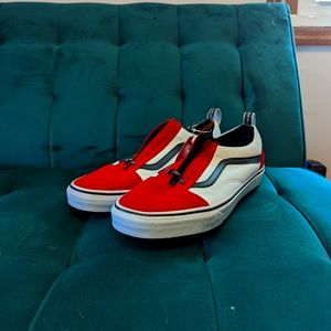 NWT special edition old skool white cans